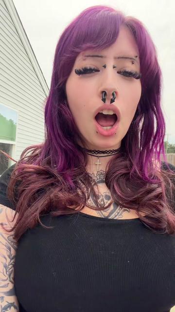 @JaneSpookyHot
