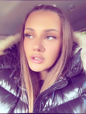 @Nejla Follow Party🌸 نيلا