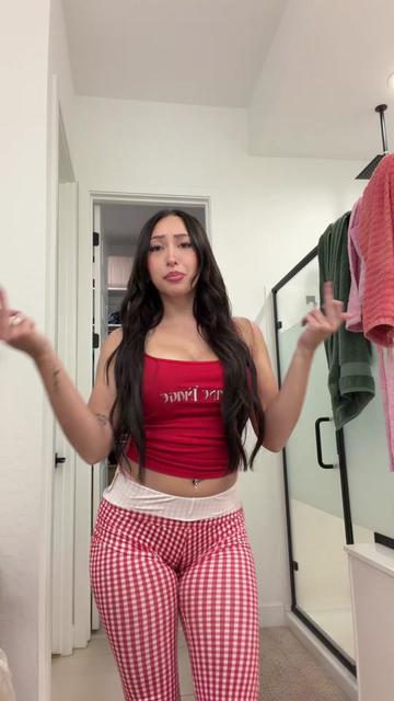 @👩🏻