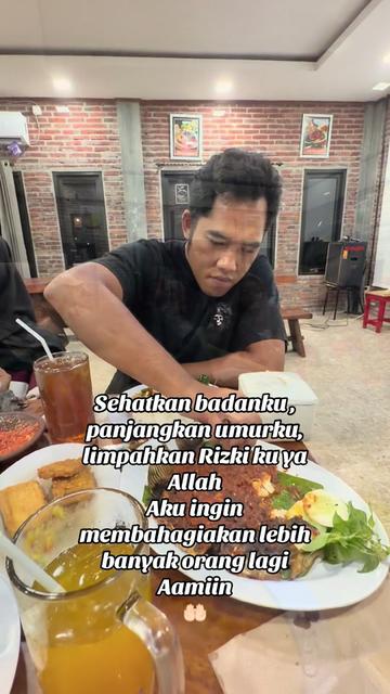 @Myrna Food Pusat