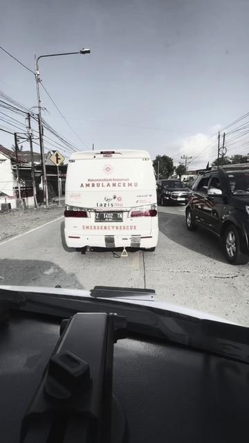 @Ambulance PPTQM Al Mainah