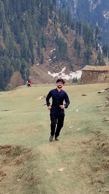 @&hearts;️Zawar Azhar jeelani&hearts;️