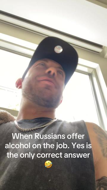 @5FootMike