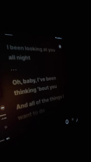 @🎧
