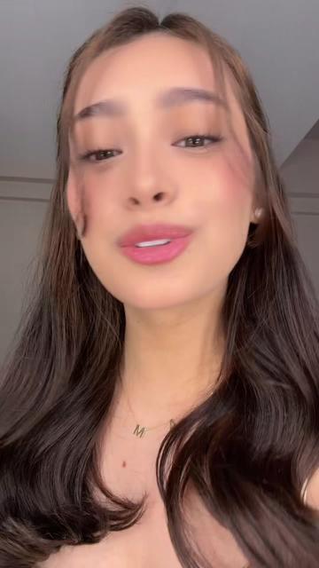 @samanthaleepettit on IG