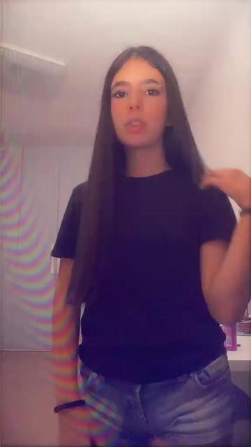 @megghi🪐😵💫
