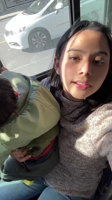 @Dacia Reyes