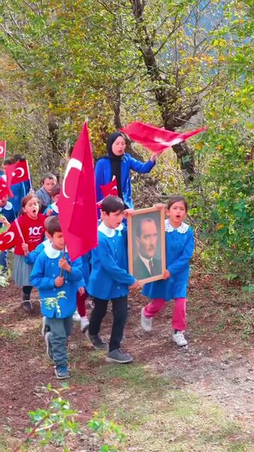 @SARI KOMUTAN🇹🇷