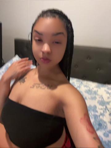 @dionnaaa__