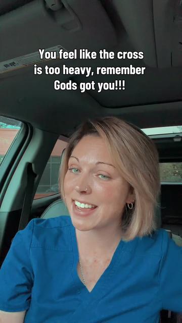 @momica_mama