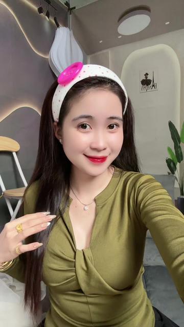 @Ái Trân🌷