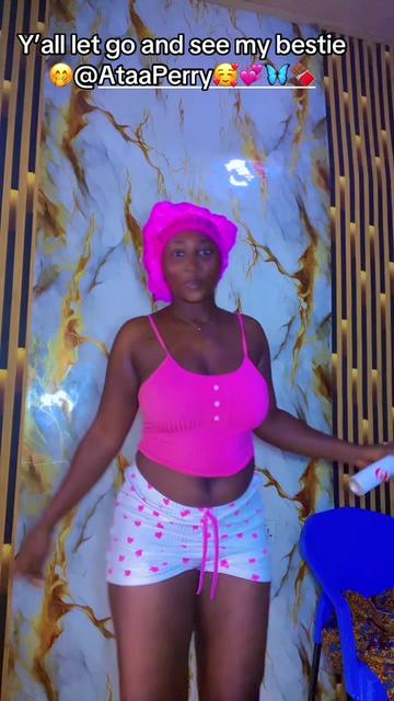 @🎀Dat gal Äřķøşüäħ 🎀🛍️