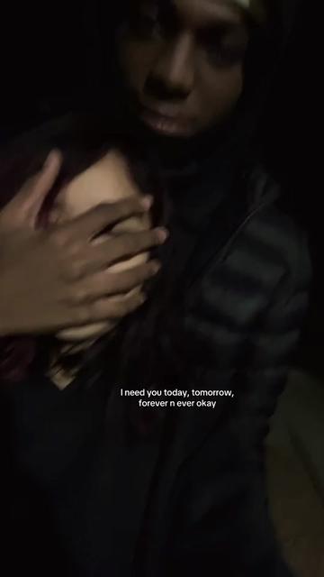 @Wizz+jj👩🏻❤️💋👨🏾