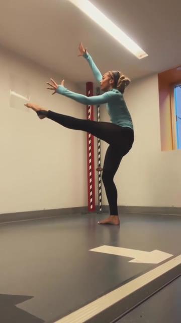 @Universe of Dance ๐ซ