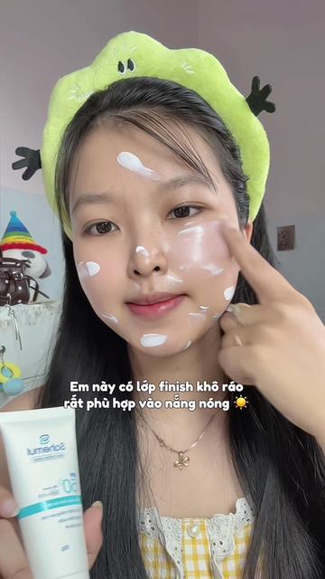 @𝙼ỡ 𝚁𝚎𝚟𝚒𝚎𝚠 ✨🧸