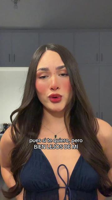 @nicolehertor