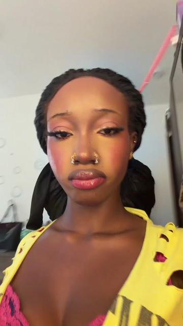@Aaliyah✦