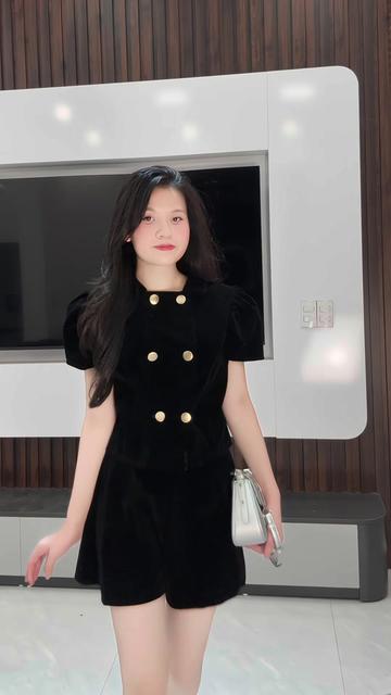 @Hằng tún 👻