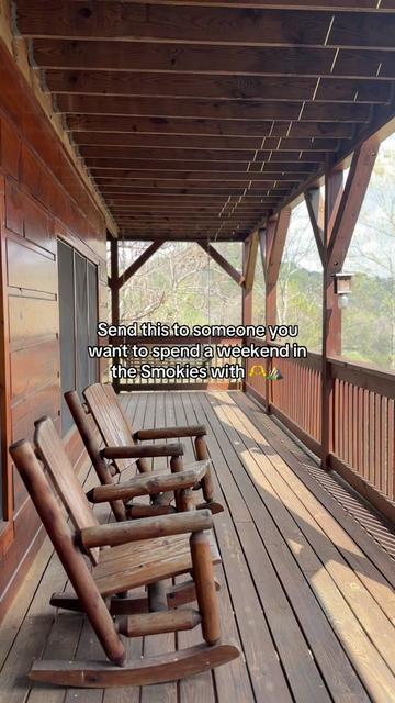 @SmokyMountainDreamVacation.com