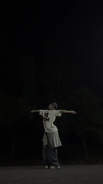 @mon