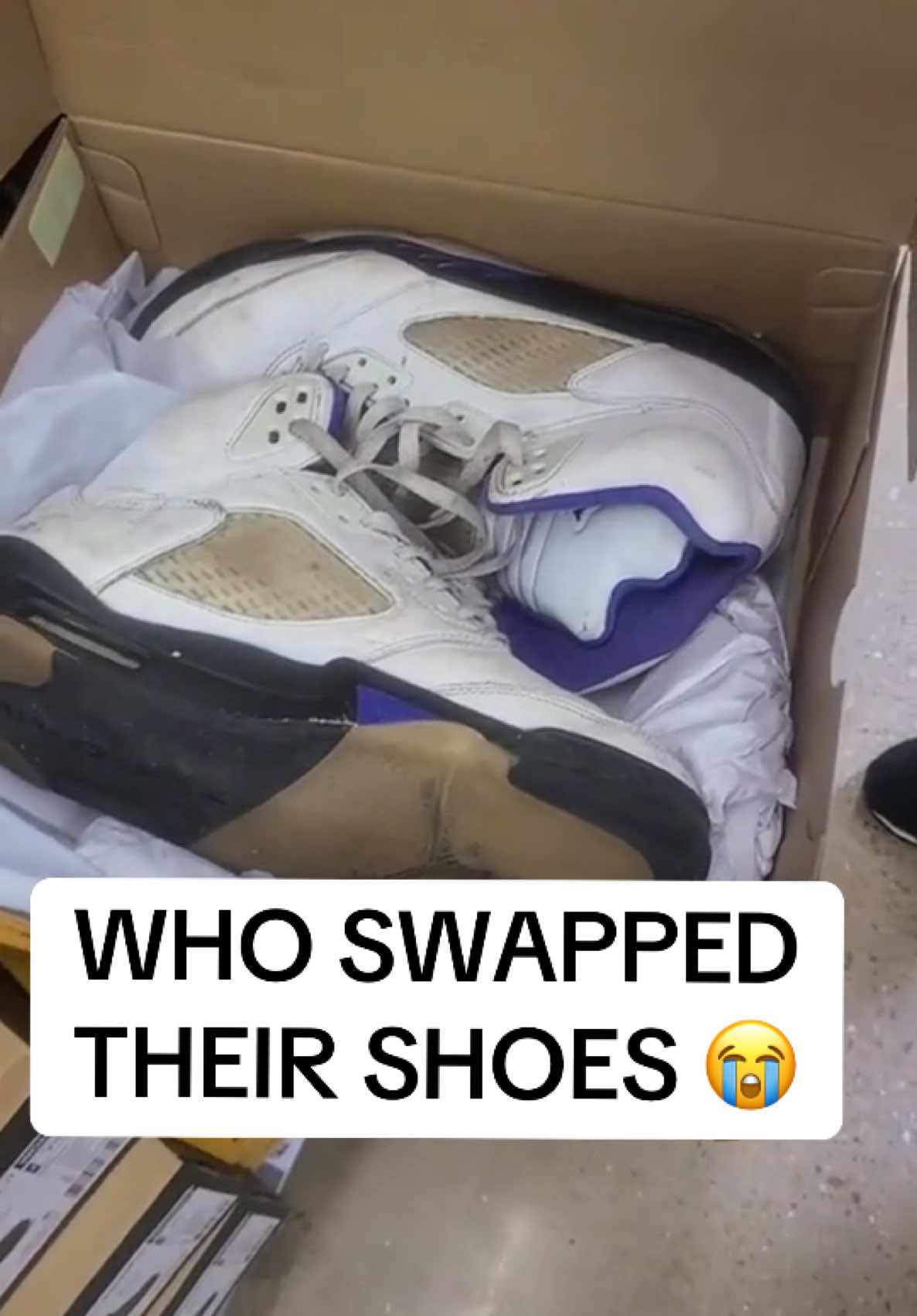 @B/R Kicks