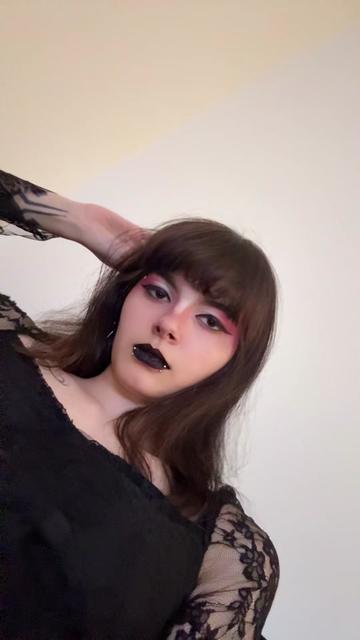 @Love_Graves__