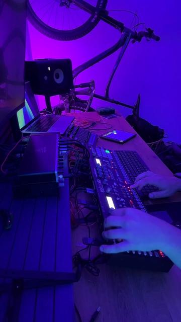 @FLPPSTN-LIVE