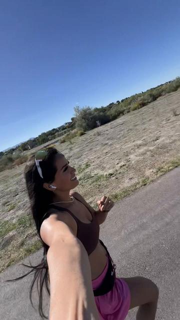 @dihanajones