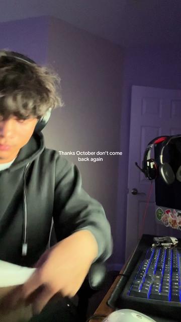 @Cam🕺