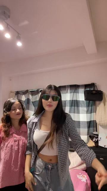 @Rupa gurunq