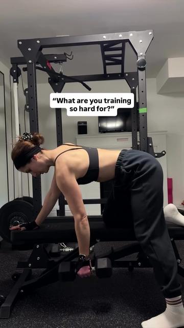 @Marlie | Fitness + Motherhood
