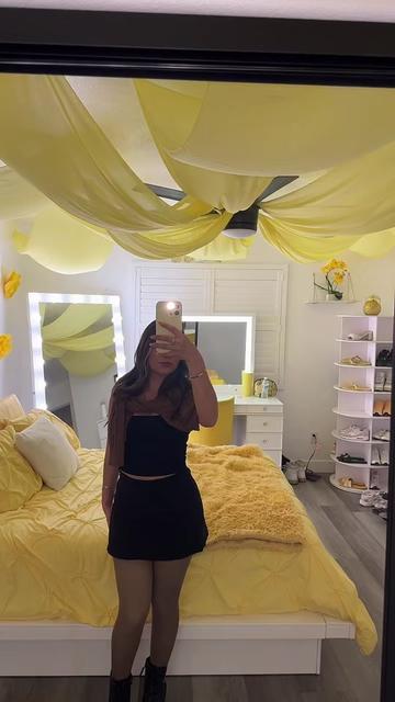 @Elaniebabyy