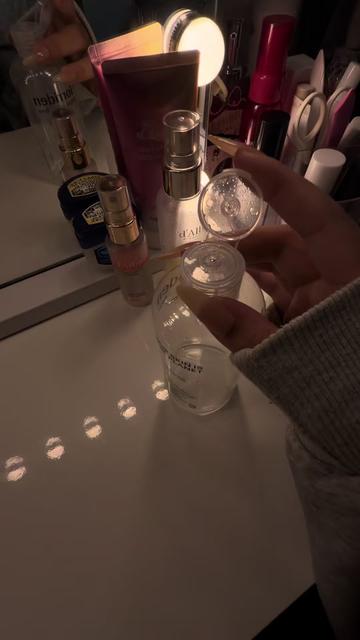 @⋆꙳𝜗𝜚꙳.*