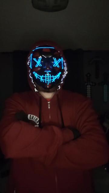 @Jayson_Moxen