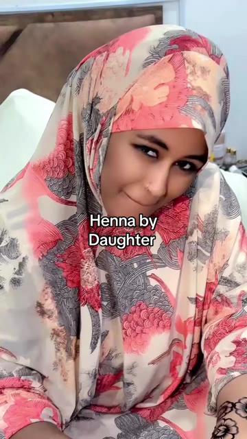 @hennabydaughter2