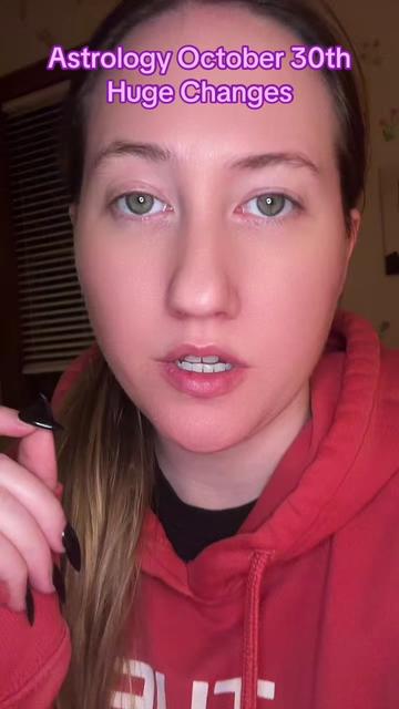 @JenniMoonEnergy