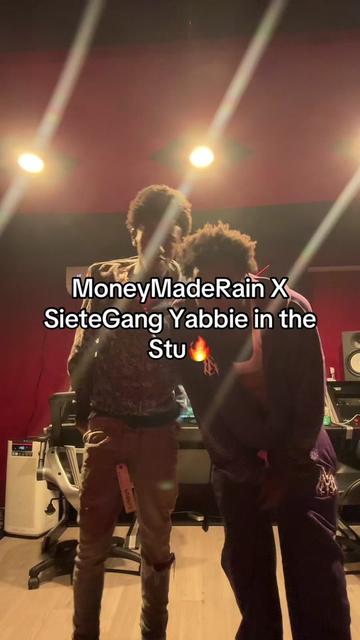 @MoneyMadeRain♛