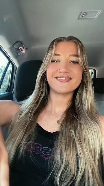 @ash🧸