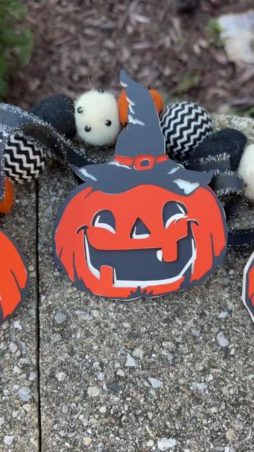 @Whitney | DIYs, Decor, Cricut