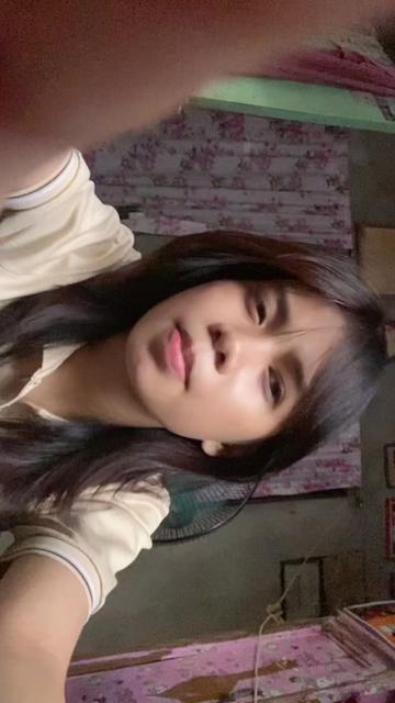 @heyjenzi_