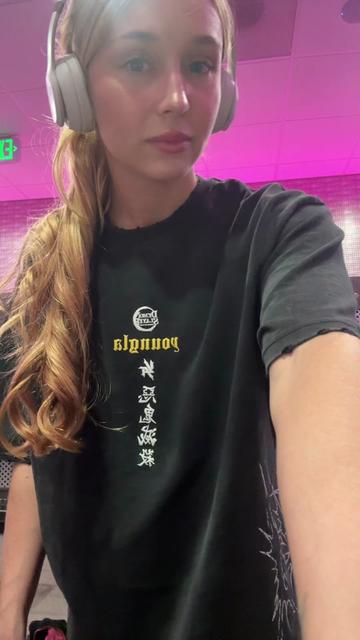 @nizzwizz