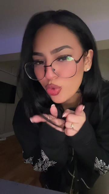 @Mishy💋