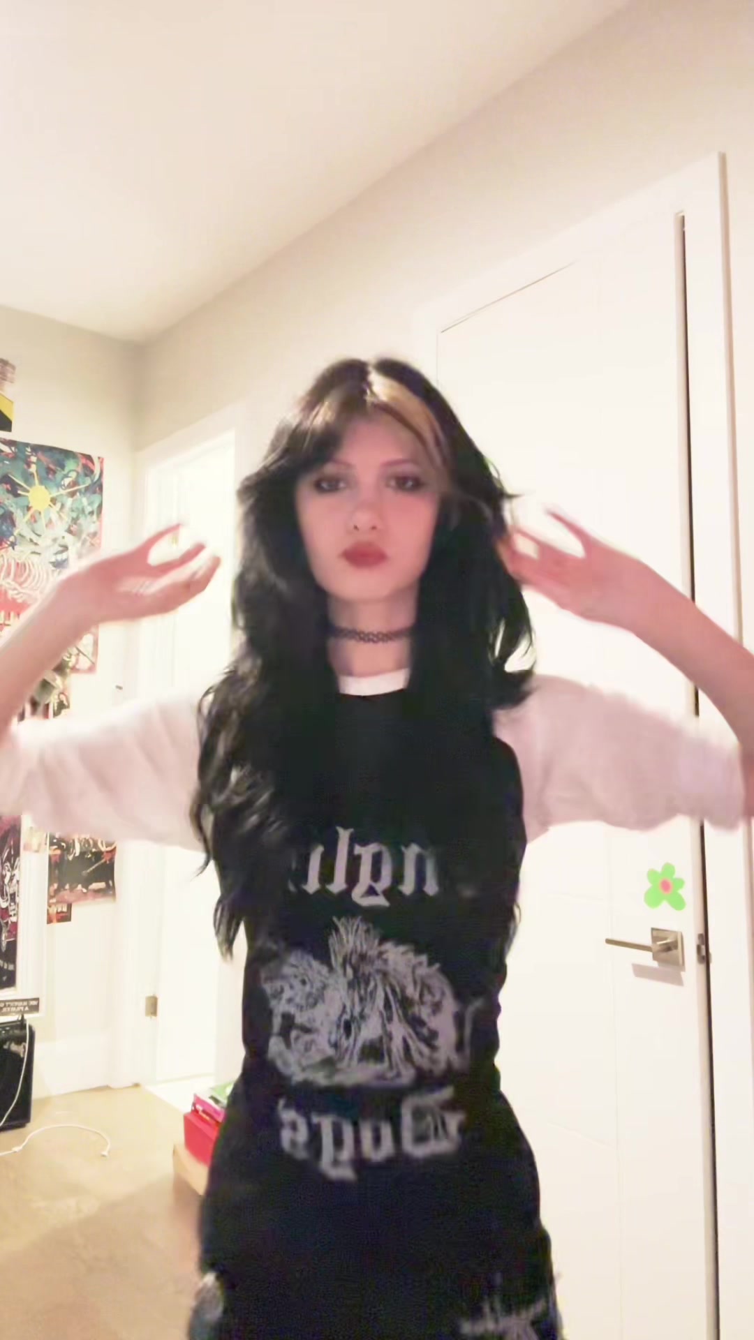@OLIVIA🦇