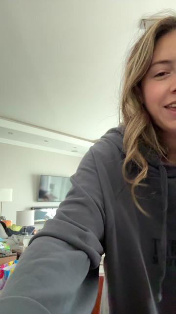 @sydneykletnieks