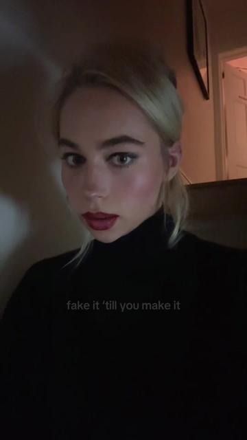 @️