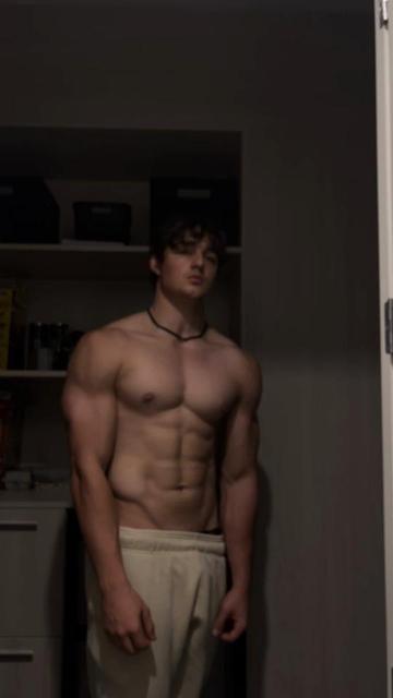 @keanux124