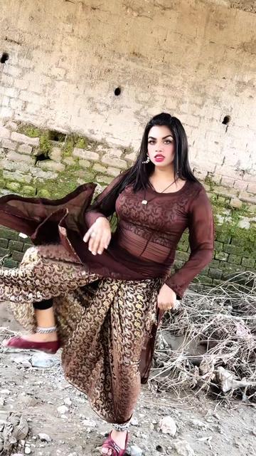 @Noor Superstar 🥀