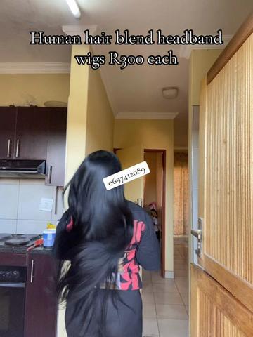 @roshumanakani