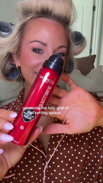 @Juliameek__