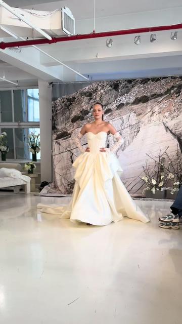 @Isabel O’Neil Bridal